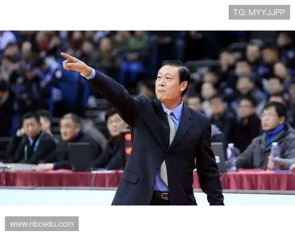 赛前暗流涌动广州陕西海报互飙创意刺刀见红引爆球迷期待